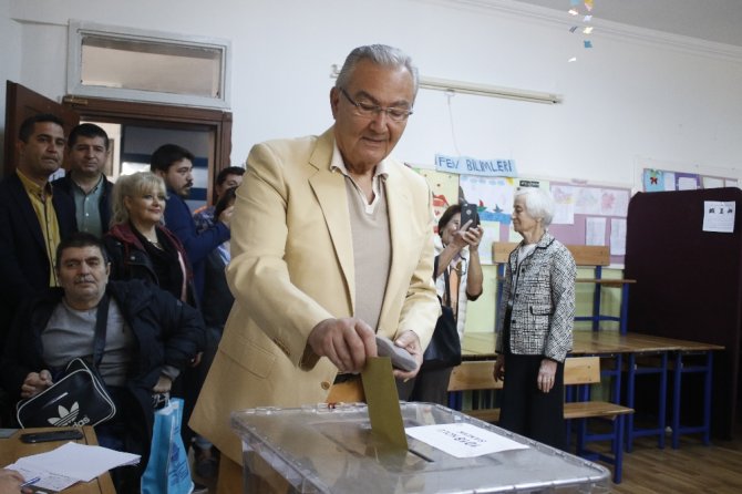 Baykal Oyunu Antalya’da Kullandı
