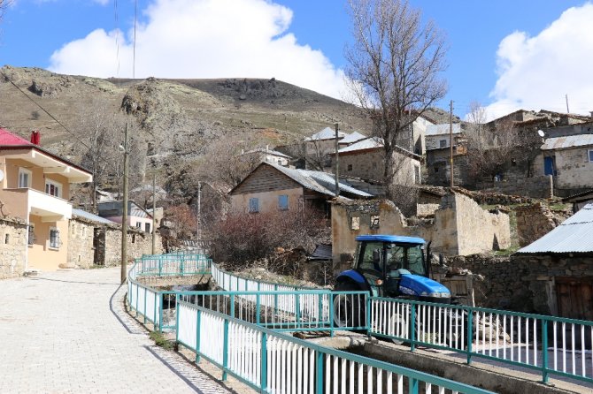 Bu Köyün Sadece 9 Seçmeni Var