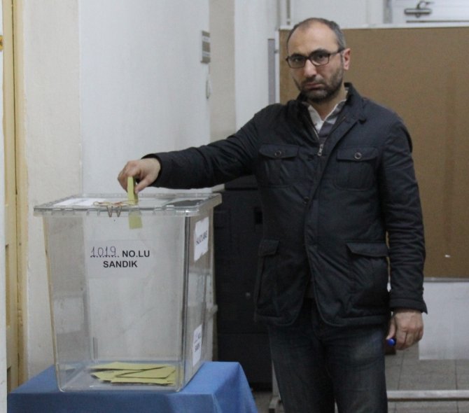 Artvin’de Oy Verme İşlemi Başladı