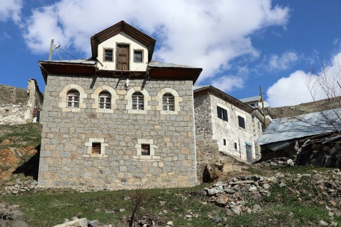 Bu Köyün Yalnızca 9 Seçmeni Var