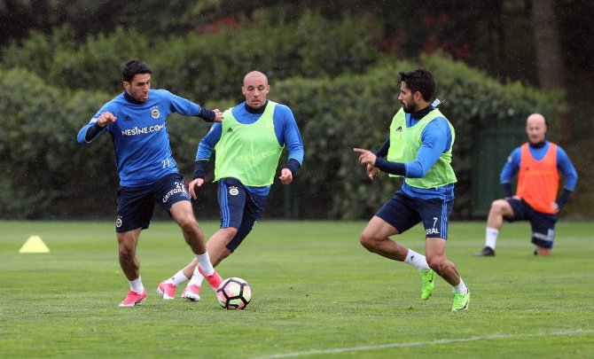 Fenerbahçe’de Derbi Hazırlıkları Sürüyor