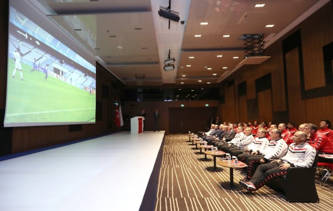 Elleray Video Hakem’i Anlattı