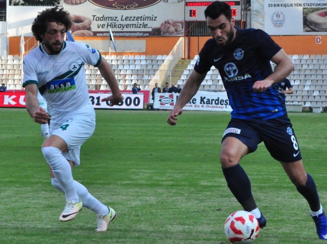 Giresunspor, Adana Demirspor’u 2-1’le Geçti
