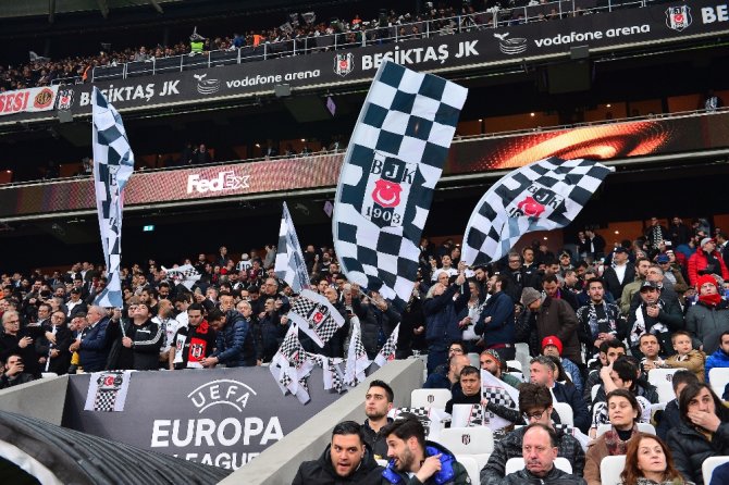 İlk 15 Dakika Golsüz Geçti