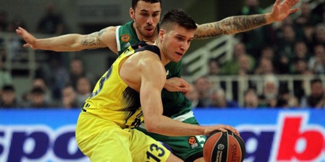 Fener Final Four’un Kapısını Araladı