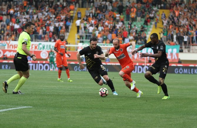 Alanyaspor’u Osmanlı Durdurdu