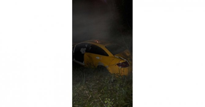 Sarıyer’de Taksi Ormanlık Alana Uçtu