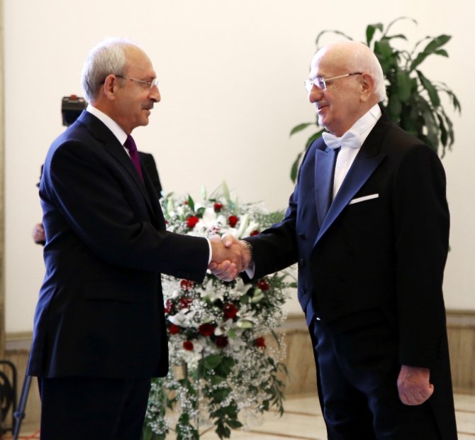 Meclis Başkanı Kahraman Tebrikleri Kabul Etti