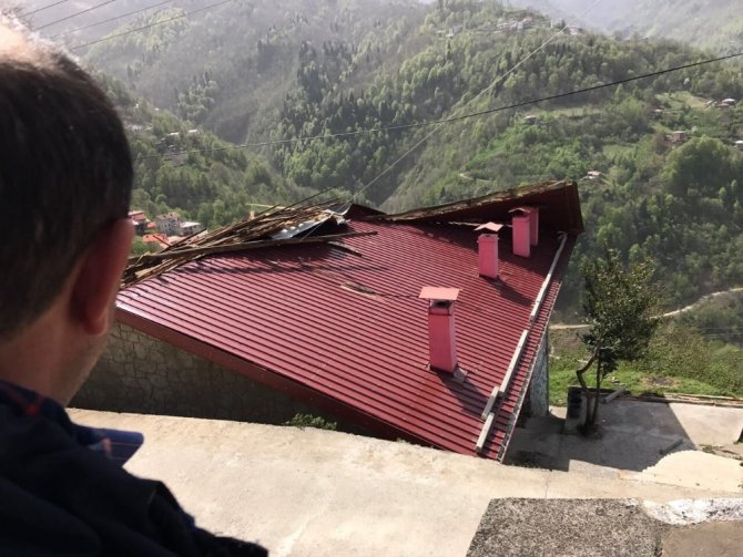 Trabzon’da Fırtına: 1 Ölü