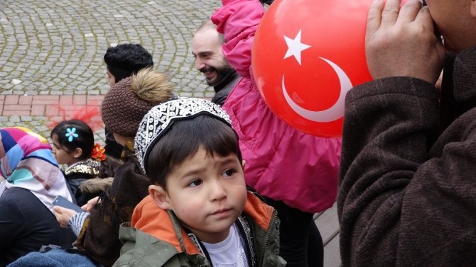 Trabzon’da Yaşayan Yabancı Uyruklu Çocuklar 23 Nisan’ı Kutladı