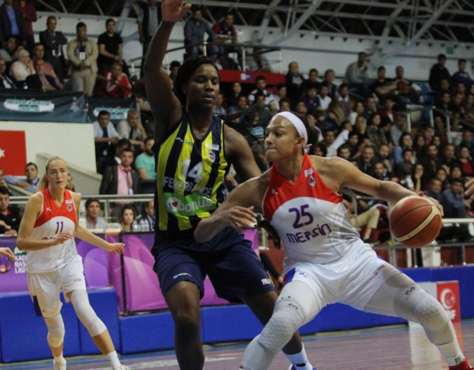 Fenerbahçe Yarı Finalde