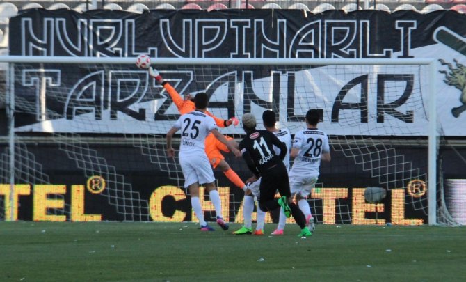 Manisaspor Son Dakikada Kazandı