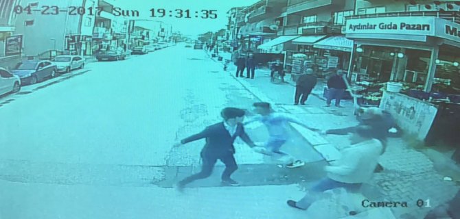 Yol Ücreti İçin Otobüs Şoförünü Bıçakladılar