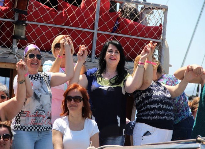 Türkiye’nin Kadın Muhtarları Bodrum’da Doyasıya Eğlendi