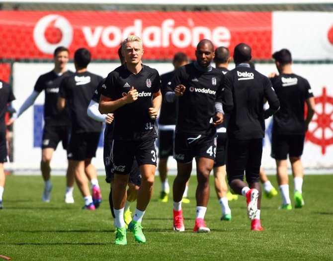 Beşiktaş, Medipol Başakşehir Maçı Hazırlıklarını Sürdürüyor