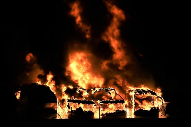 Yolcu Otobüsleri Alev Alev Yandı