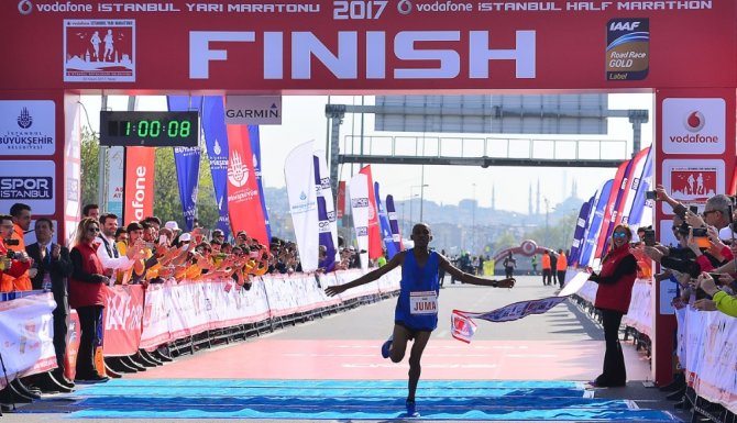 İstanbul Yarı Maratonu Sona Erdi