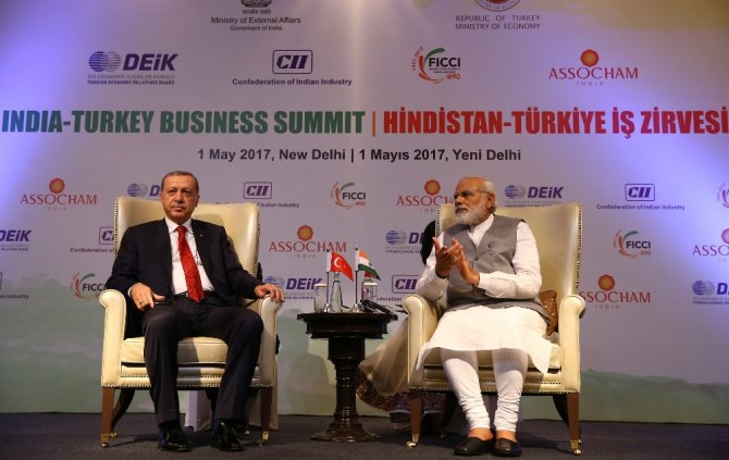 "Hindistan Dünyanın En Büyük Demokrasisidir"