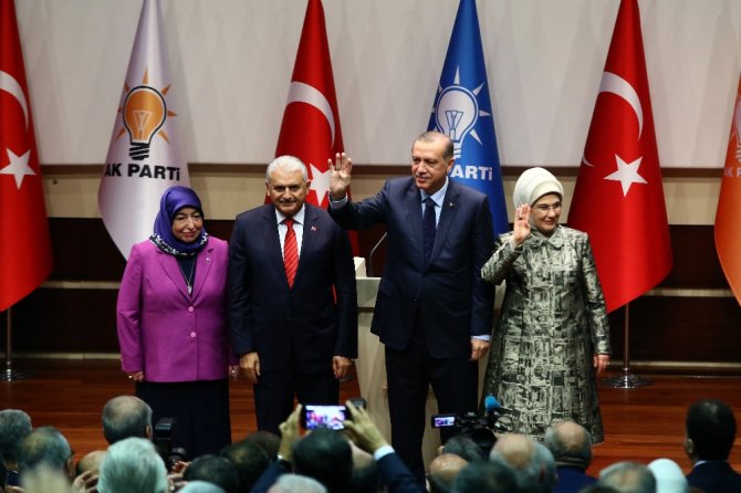 Parti Merkezinde Bir Araya Geldiler