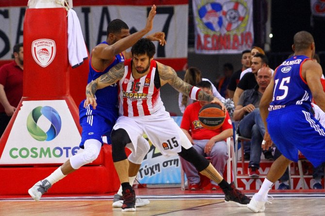 Anadolu Efes’ten Veda