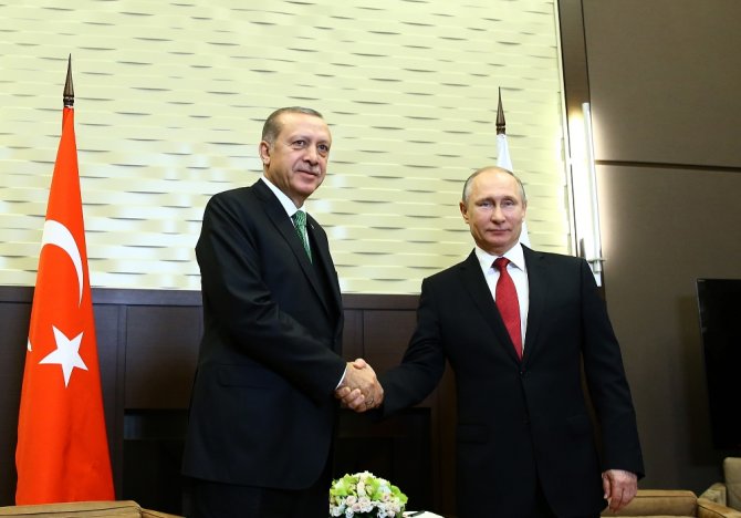 Erdoğan, Putin İle Bir Araya Geldi