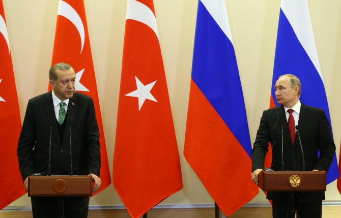 “Siyasi İlişkilerimizde Arzu Edilen İvmeyi Yakalıyoruz”