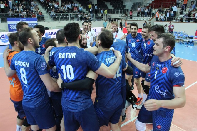 Halkbank Şampiyon Oldu
