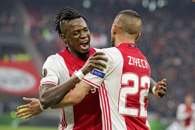 Ajax Finale Göz Kırptı