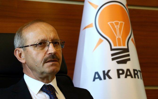 "Yeni Dönemde Öne Çıkacak İki Şey..."