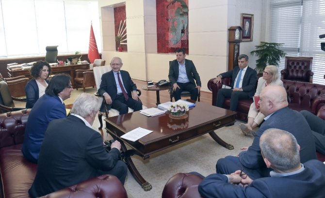 Kılıçdaroğlu Ituc Ve Etuc Heyetini Kabul Etti