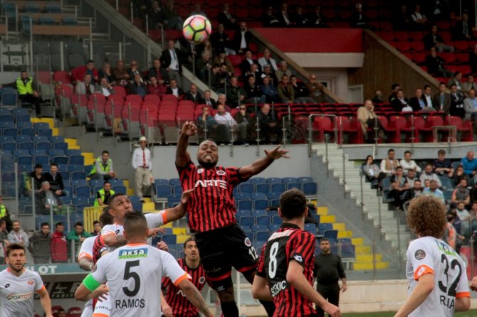 Adanaspor Başkent’te Kazandı