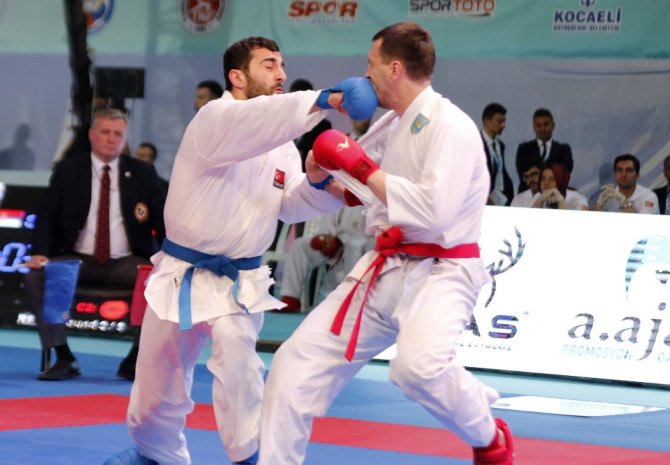 Milli Karatecilerden 12 Avrupa Derecesi