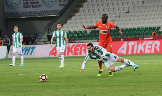 Gol Düellosundan Alanyaspor Galip Çıktı