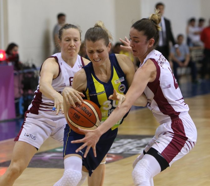 Fenerbahçe Final Serisine Kötü Başladı