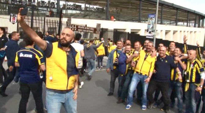 Fenerbahçe Taraftarı Vodafone Arena’da