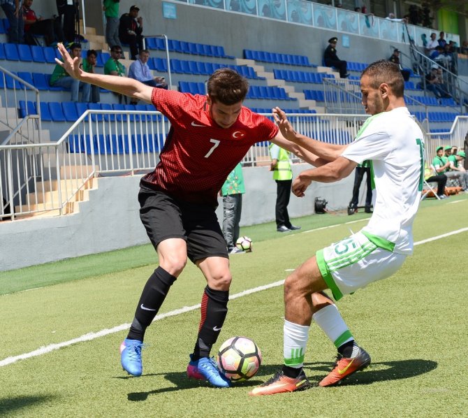 Milliler Son Dakikada Yıkıldı