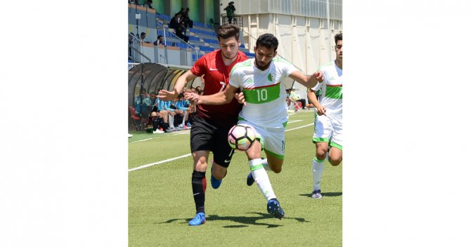 Milliler Son Dakikada Yıkıldı