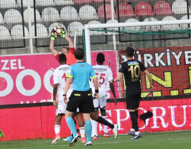 Akhisar Belediyespor Gol Oldu Yağdı