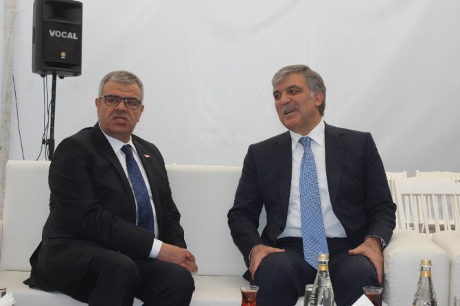 Veysi Kaynak’tan Abdullah Gül’e Taziye Ziyareti