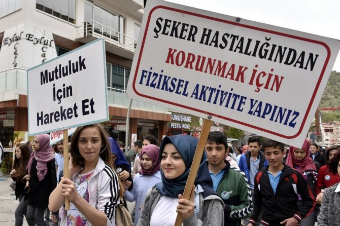 Gümüşhane’de Sağlık İçin Hareket Et Yürüyüşü