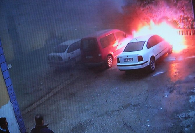 Eniştesinin Aracını Kundakladı