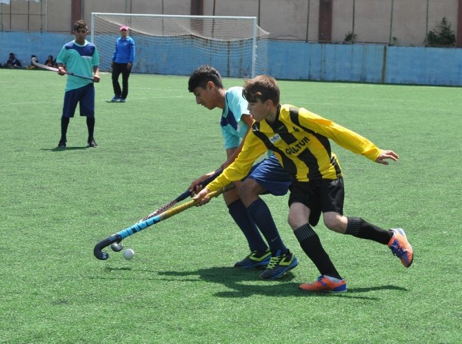 Trabzon’da Okulsporları Hokey Yıldızlar Grup Müsabakaları Sona Erdi