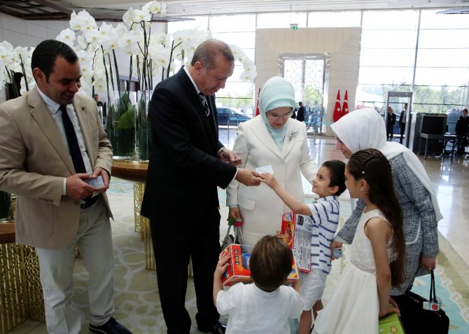 Suriyeli Bana, Kimliğini Cumhurbaşkanı Erdoğan’dan Aldı