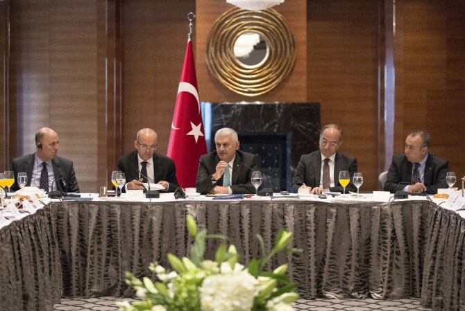 Yıldırım, İngiliz Basın Mensuplarıyla Buluştu