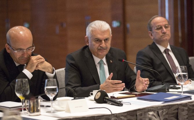 Yıldırım, İngiliz Basın Mensuplarıyla Buluştu