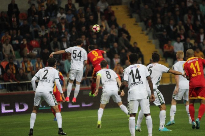 Kayserispor Nefes Aldı