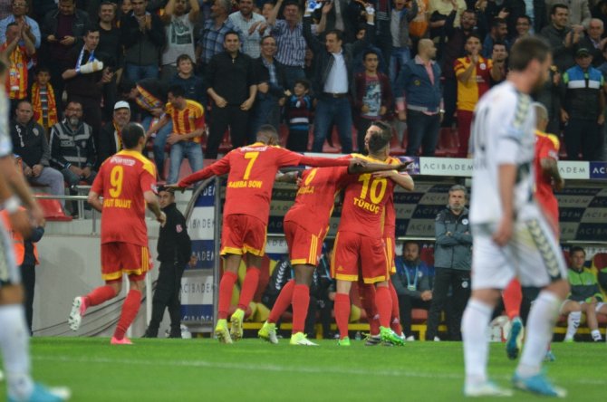 Kayserispor Nefes Aldı