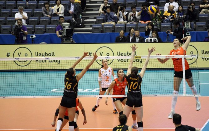 Vakıfbank Finalde