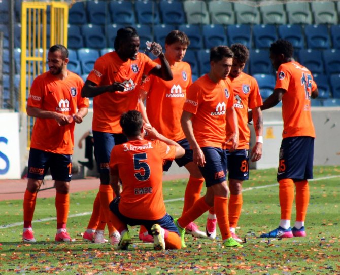 Başakşehir Zirveye Oturdu!