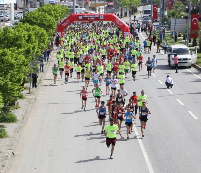 Giresun Aksu Yarı Maratonu Koşuldu